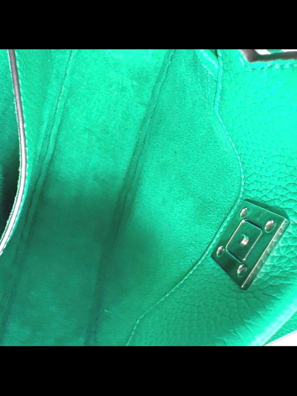 Mulberry Pebbled Leather Shoulder Bag in Emerald Green - Picture 12 of 14